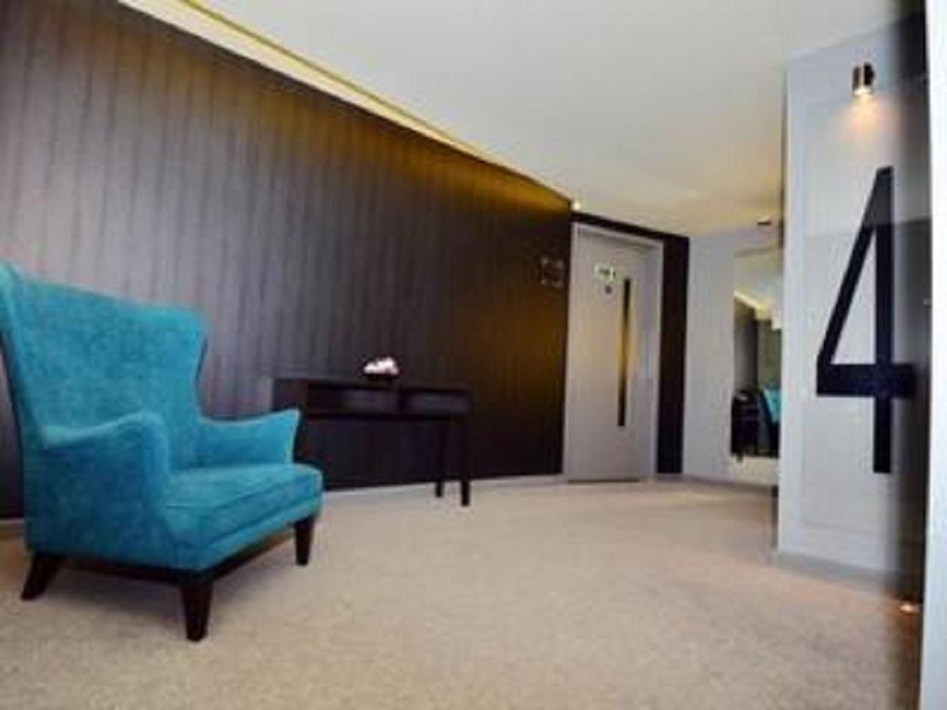 Axiom Park Hotel Лондон Екстериор снимка